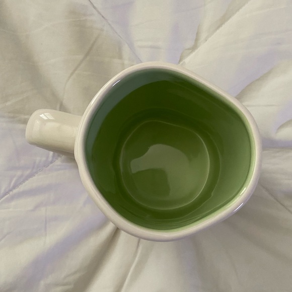 RAE DUNN DISNEY PRINCESS AND THE FROG MUG - Picture 4 of 11